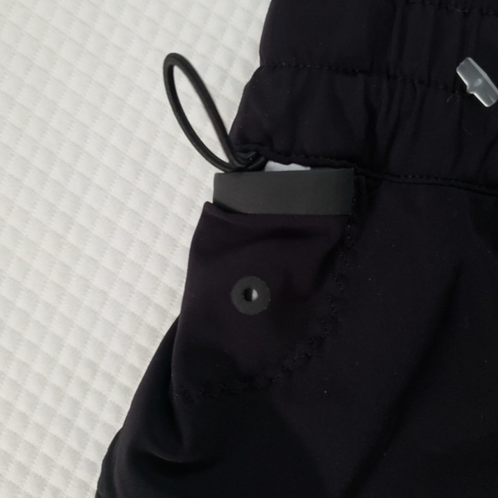 Lululemon Reversible Shanti Surf Short Sz 4 - Picture 5 of 8